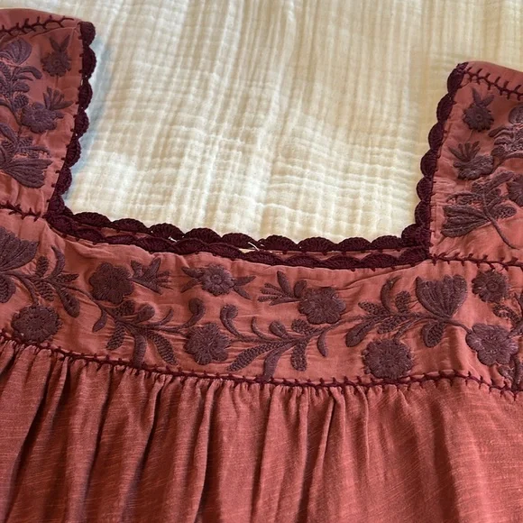 Lucky brand Embroidered Women's Top new - Picture 3 of 3